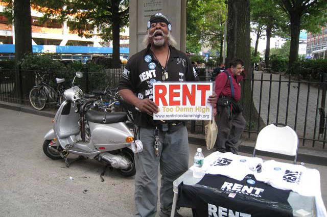 Jimmy McMillan outside a Rent Guidelines Board meeting in 2008